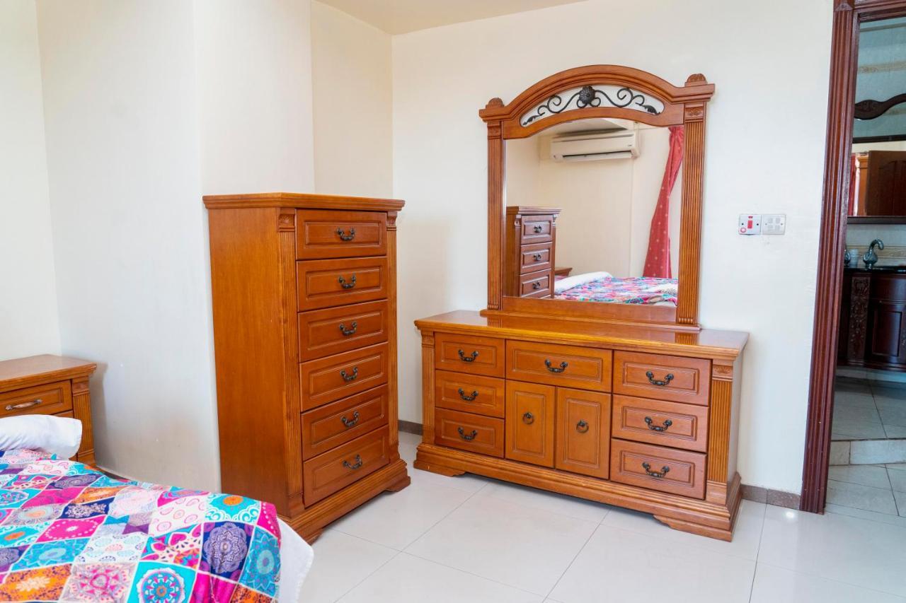 דאר א-סאלאם Luxury Apartment With Ocean View In Oyster Bay מראה חיצוני תמונה